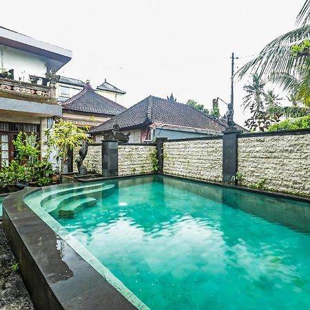 Oka Kartini Ubud Kültér fotó