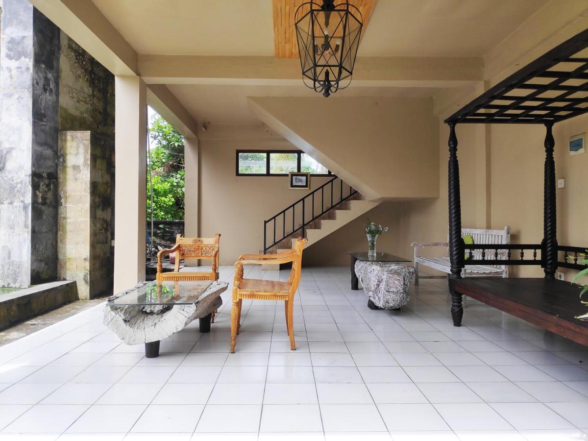 Oka Kartini Ubud Kültér fotó